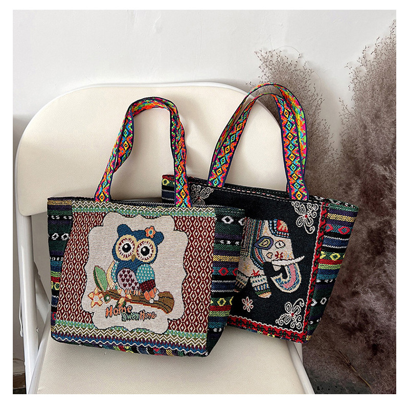 Cross-border ethnic style embroidered hand-held bag, artistic and retro single-shoulder bag for women, large-capacity linen embroidered handbag for women Specification drawing