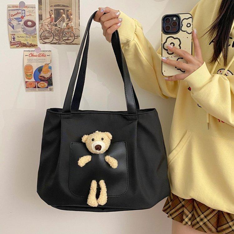 Japanese-style casual large-capacity nylon single-shoulder bear girls' bag, new autumn and winter crossbody bag, cute girl tote bag undefined