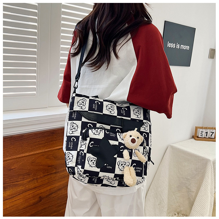 Wholesale Korean-style tutorial bags, large-capacity after-school tutorial class crossbody bags, single-shoulder art bags for primary and secondary school students, versatile for girls Specification drawing