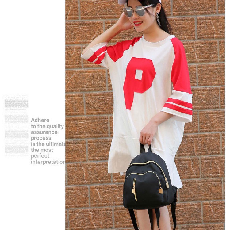 Fashionable and classic backpacks are selling well. Large-capacity, casual, versatile and personalized backpacks, trendy and fashionable bags for women's wholesale Application Scenario