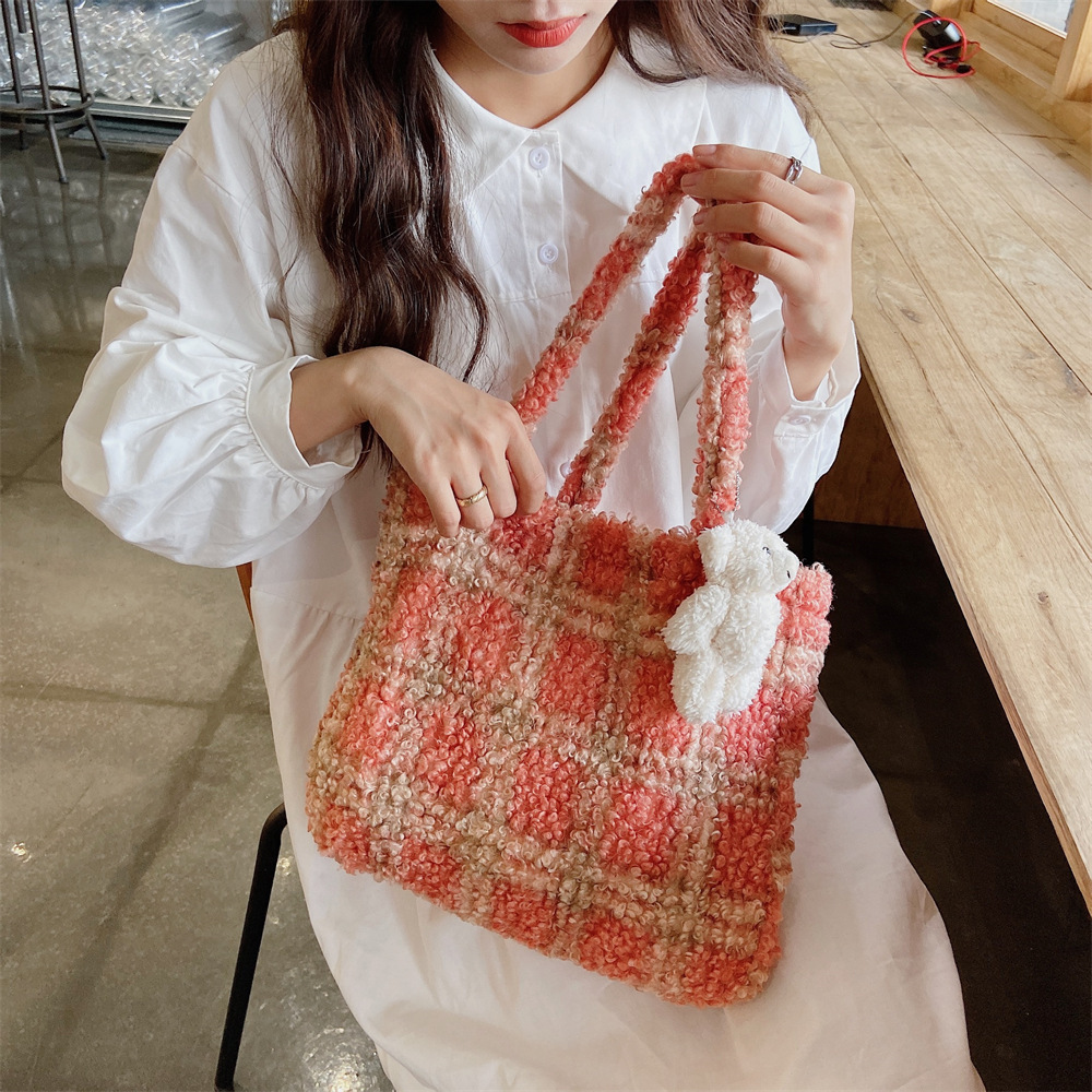 011221 Winter woolen checkered single-shoulder bag, trendy school style, versatile underarm bag, large capacity handbag full figure