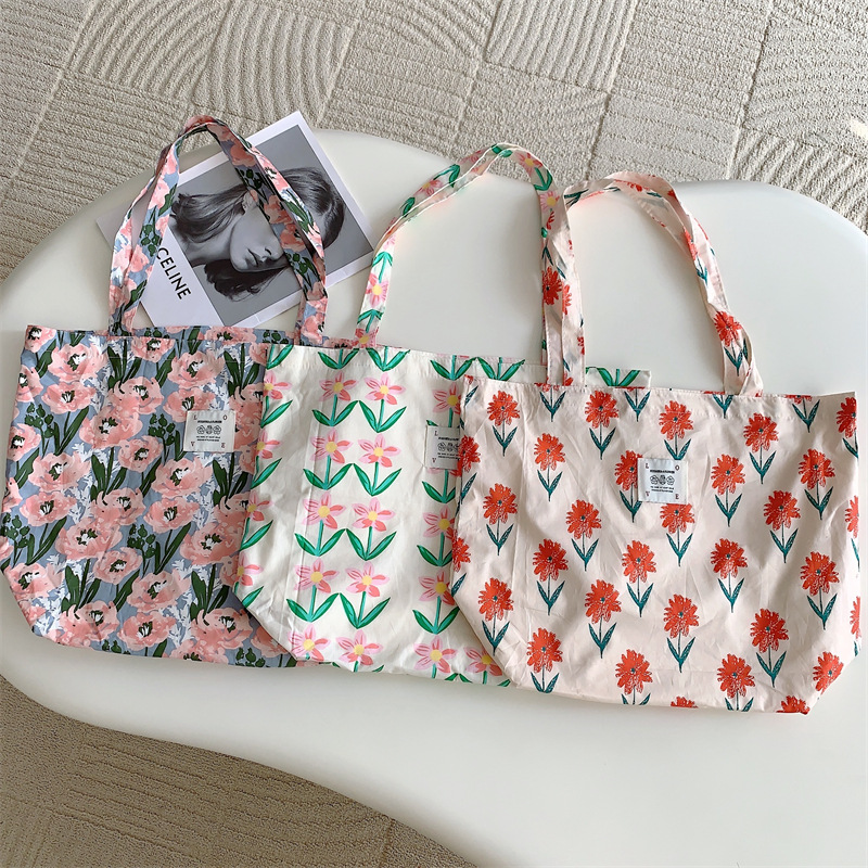 26101 Niche retro floral crossbody canvas bag, casual single-shoulder bag, Japanese-style artistic hand-held tote full figure