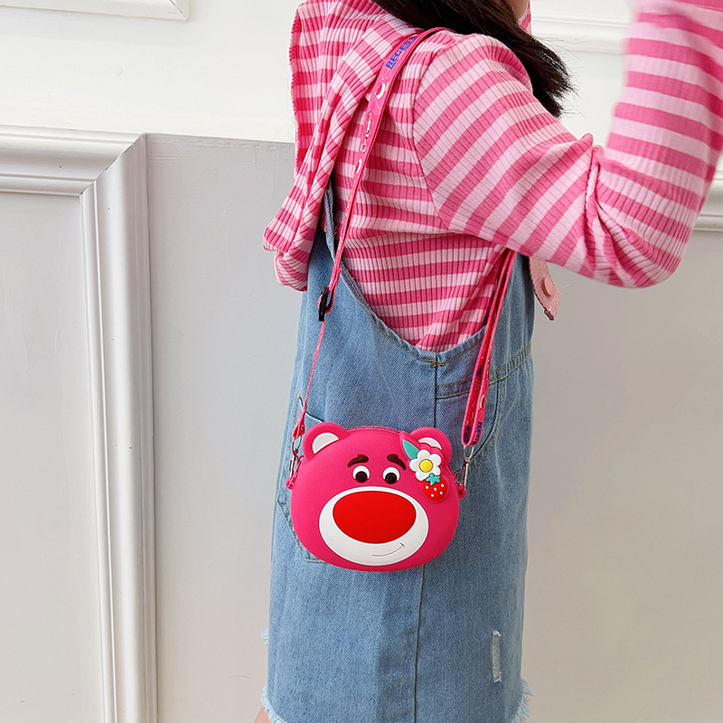 2023 New Fashion Rat Killer Pioneer Strawberry Bear Head Silicone Crossbody Bag Children's Cartoon Coin Purse Stress-relieving Bubble details Picture