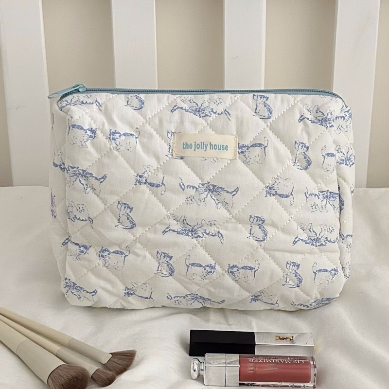 A new, niche, portable and travel large-capacity makeup bag and toiletries storage bag for women Specification drawing