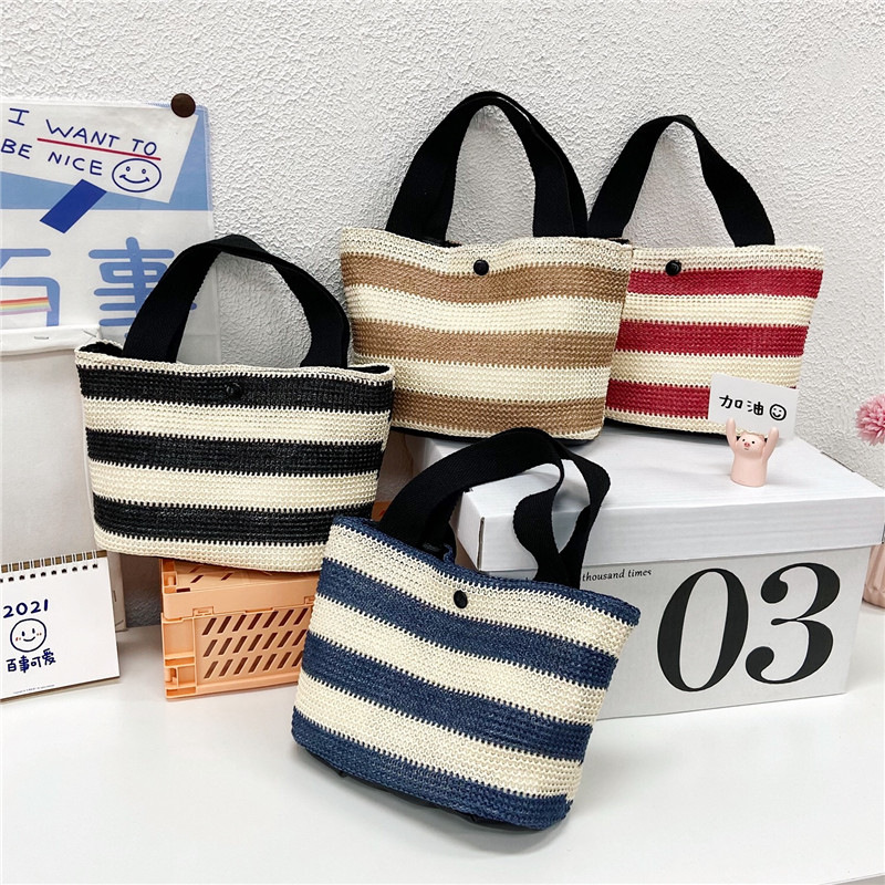 Straw-woven single-shoulder bag for women, new summer casual bag for middle-aged and elderly moms, simple lunch box handbag, export version full figure