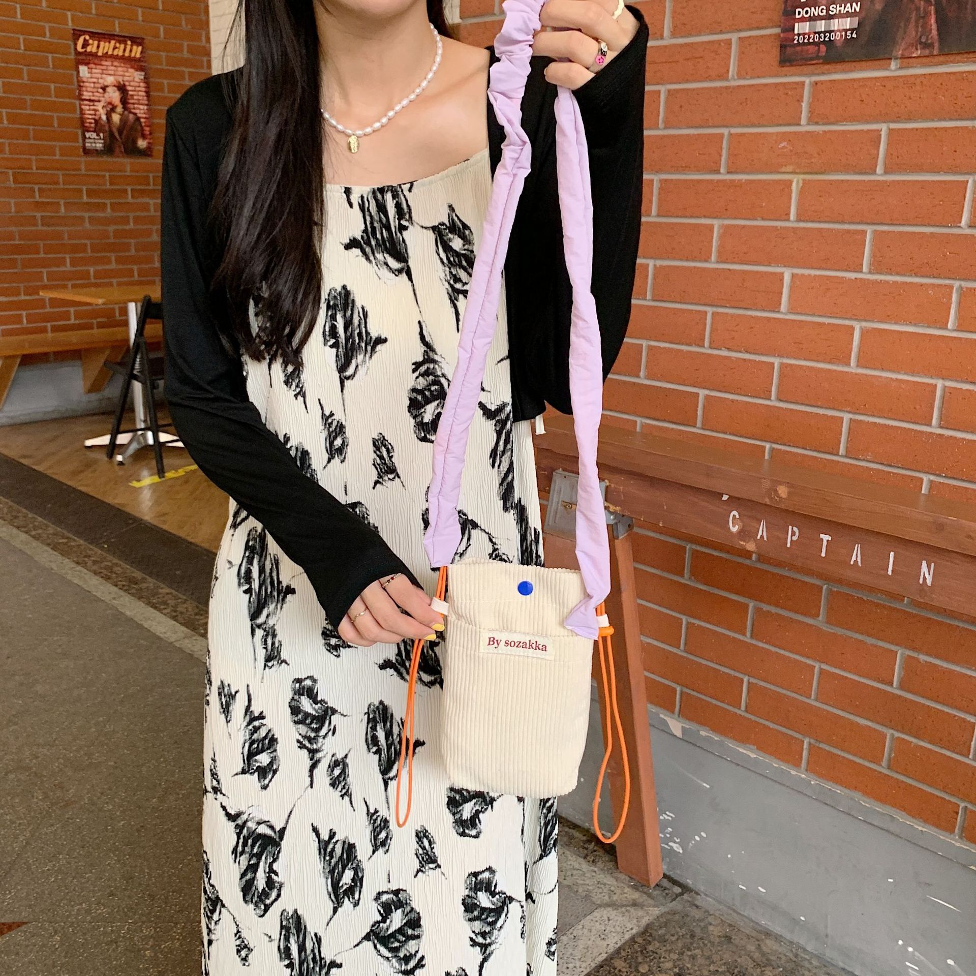 26226 Japanese corduroy crossbody phone bag, crossbody single-shoulder bag, mini storage bag for women's stroll Specification drawing