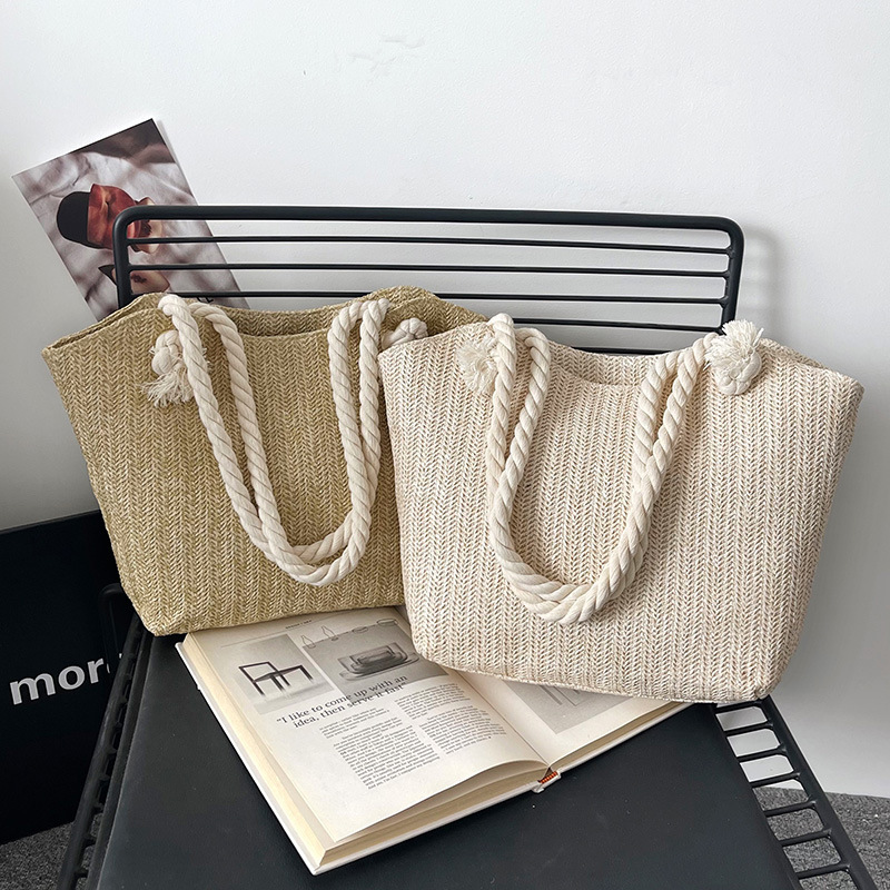 2025 Trendy and fashionable straw woven bag, new large-capacity single-shoulder tote bag, fresh and cute underarm woven handbag for women full figure
