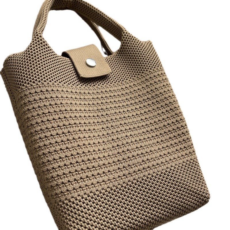 A new stylish tote bag with simple letters for casual shopping, featuring a niche Instagram style for going out Item Picture