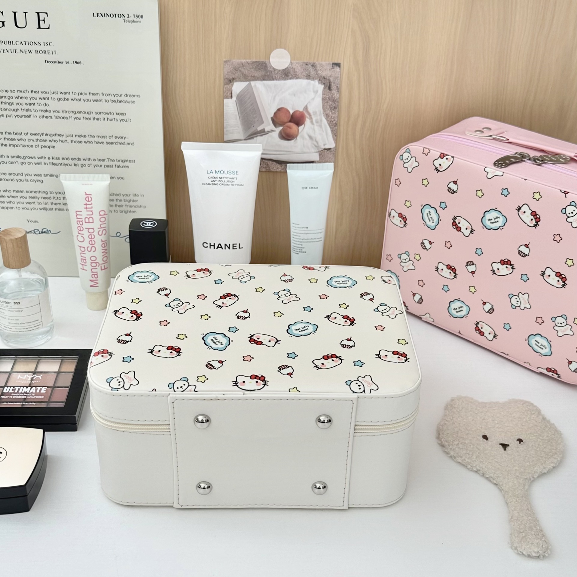Cute bear cat makeup box, women's mirror 2025 new style business trip skin care product storage box, hand-held makeup bag details Picture