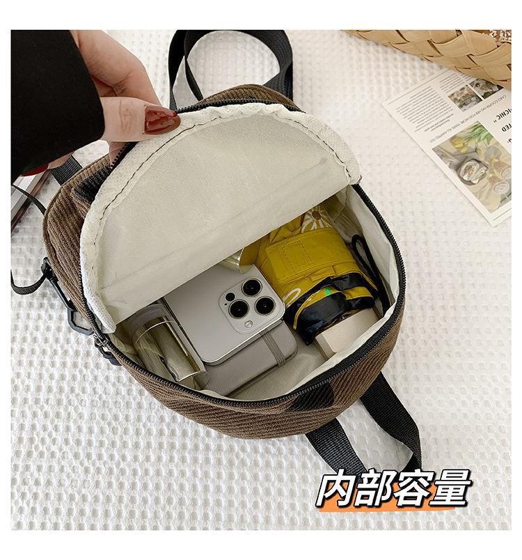 British-style cute and versatile mini single-shoulder small crossbody bag 2023 new style artistic and casual small backpack wholesale undefined