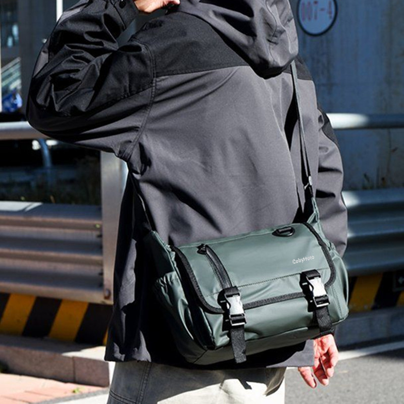 2025 New Japanese-style simple and functional single-shoulder bag, casual men's crossbody bag, fashionable and versatile, large-capacity messenger bag full figure