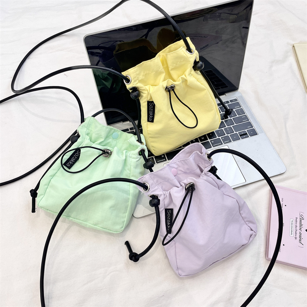 53192 Niche crossbody bag, solid color, Japanese and Korean artistic single-shoulder crossbody bag, lightweight phone bag, sporty and casual bag Specification drawing