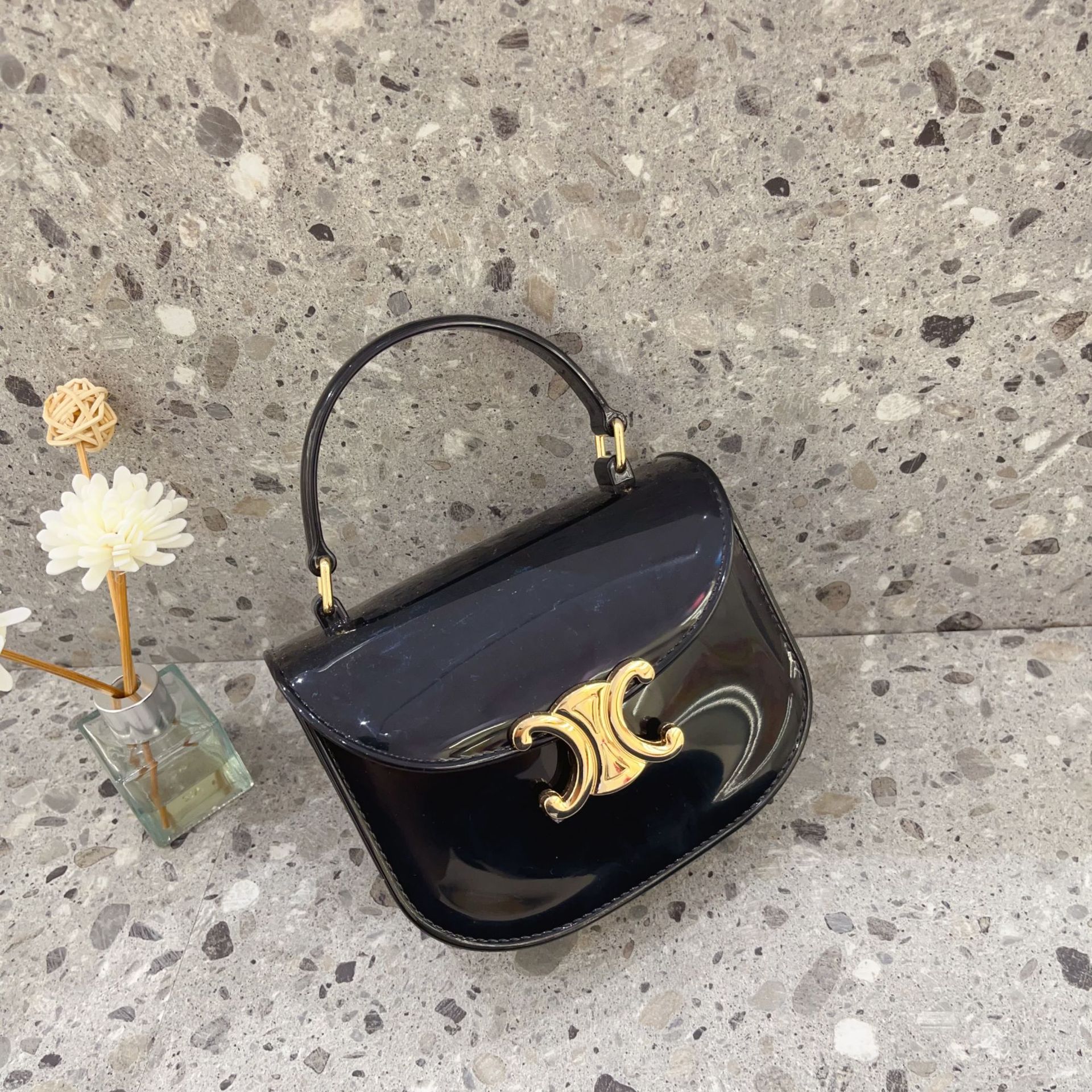 2025 Summer New style small round bag PVC plastic jelly handbag, single-shoulder crossbody chain women's fashionable small bag Application Scenario