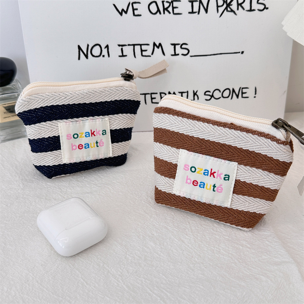 311202 ins Touchup Makeup Bag Lipstick Cushion Storage Bag Portable Small Makeup Bag Cute Coin Purse details Picture