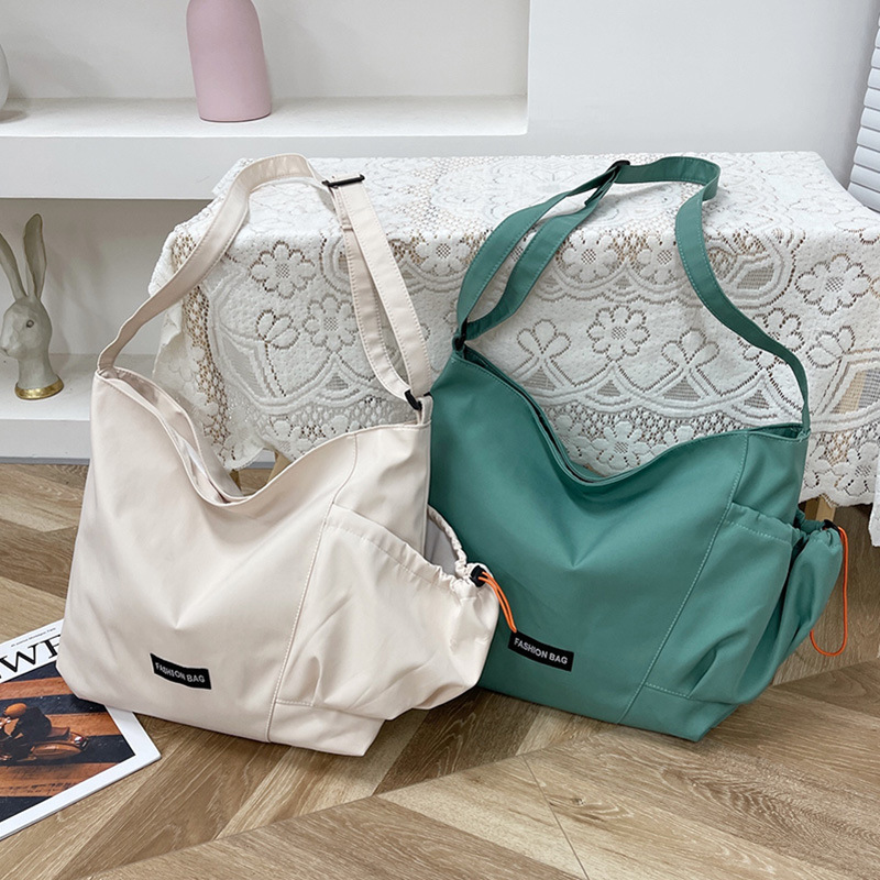 Korean-style canvas bag crossbody bag, women's backpack, simple and versatile, new trendy class bag, large-capacity student single-shoulder crossbody bag full figure