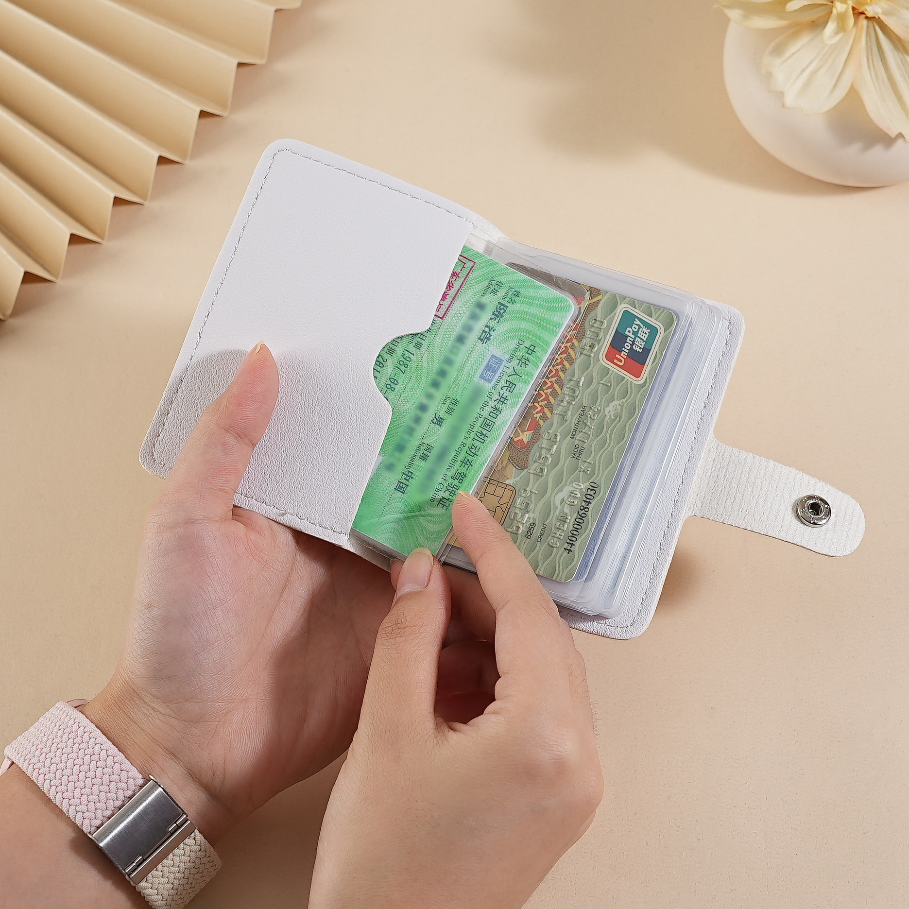 Creative Orange Cartoon card case, lucky change for women, ID card storage bag, anti-demagnetization snap card and ID card all-in-one bag Specification drawing