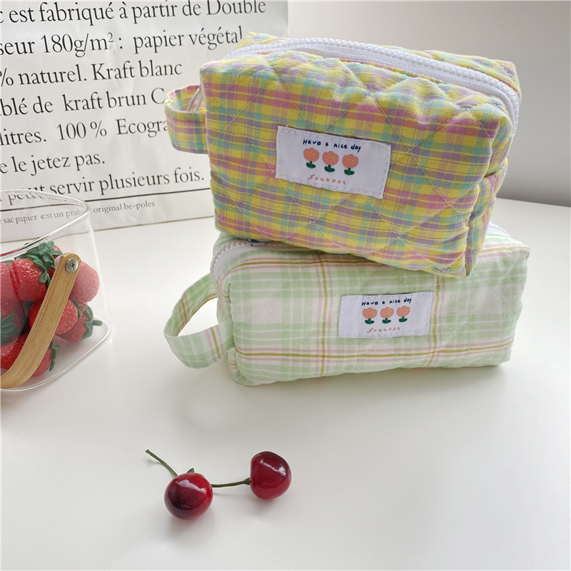 19162 Korean artistic pen case, ins Japanese quilted hand-held grid storage and organization, canvas cosmetic bag, stationery full figure