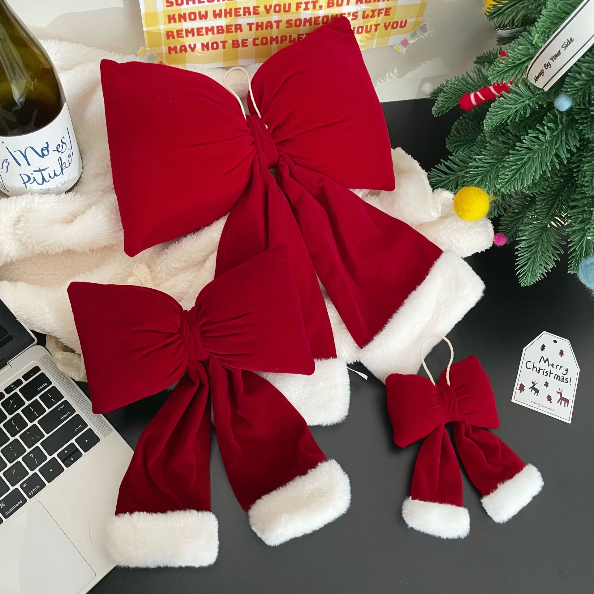 Korean-style Christmas decorations, three-dimensional bows, wine red velvet, Christmas tree decoration items, window display scene arrangement details Picture