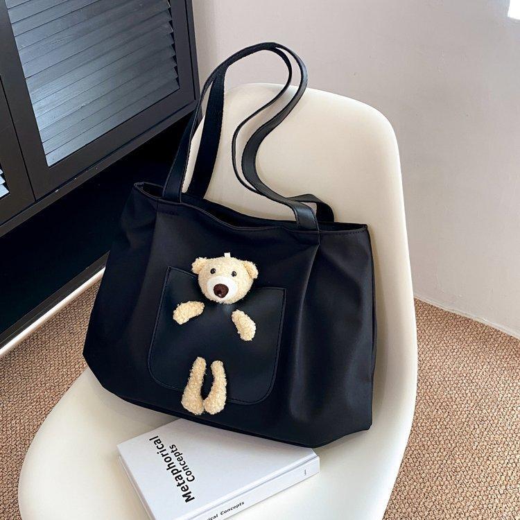 Japanese-style casual large-capacity nylon single-shoulder bear girls' bag, new autumn and winter crossbody bag, cute girl tote bag undefined