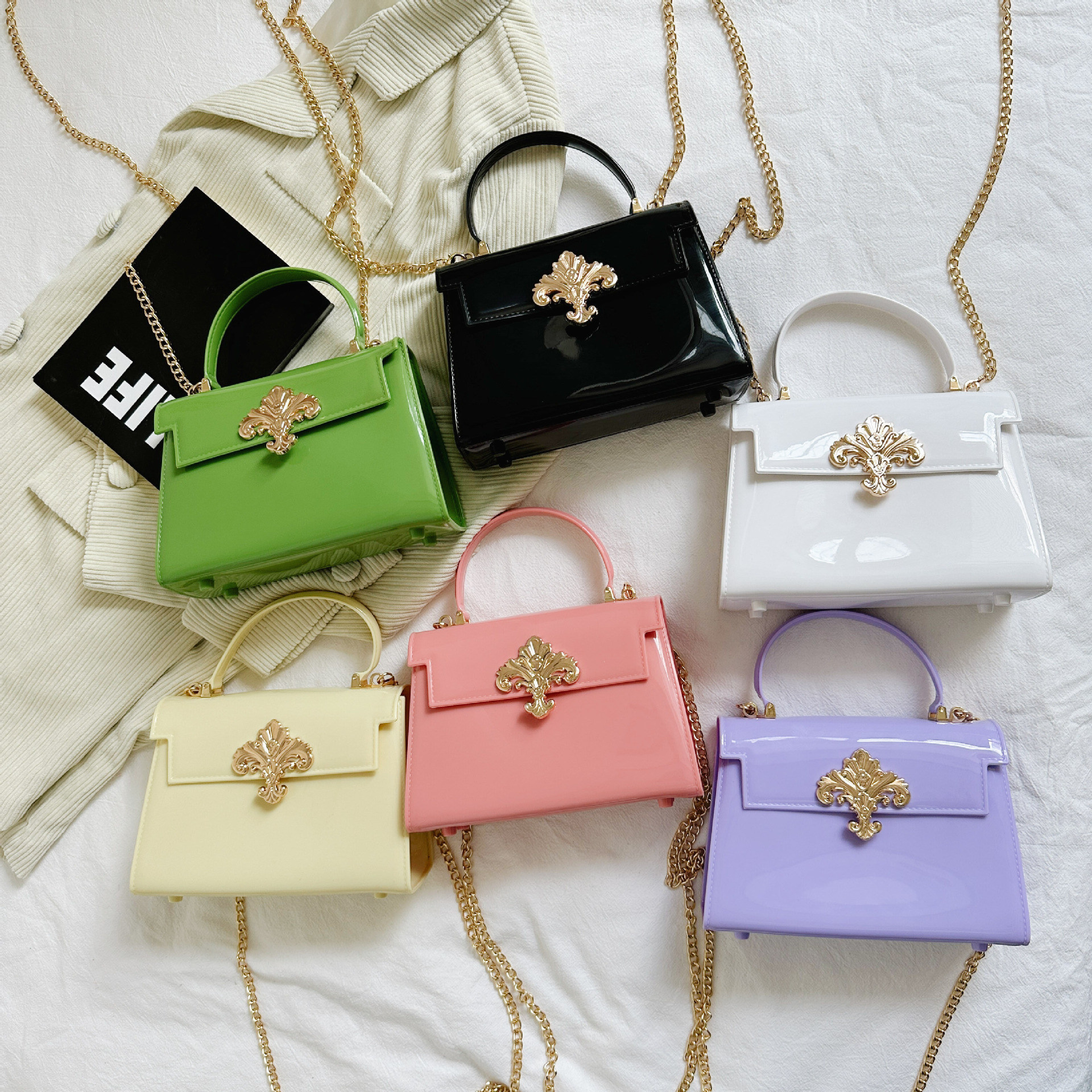 2025 Summer new style pvc women's Bag, jelly bag, fashionable chain bag full figure