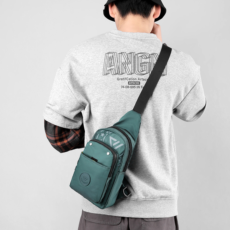 Cross-border new trendy and fashionable men's bags, casual bags, sports chest bags, crossbody bags, men's bags for travel and outings, chest bags Specification drawing