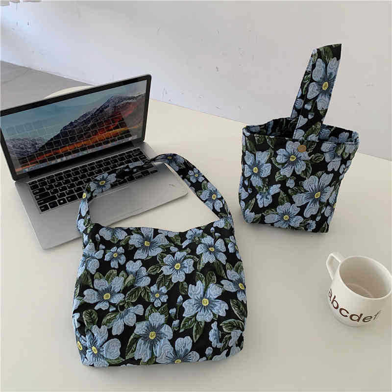 1763 Women's three-dimensional jacquard fabric retro underarm bag, trendy French blue flower girls' single-shoulder bag, student canvas bag full figure