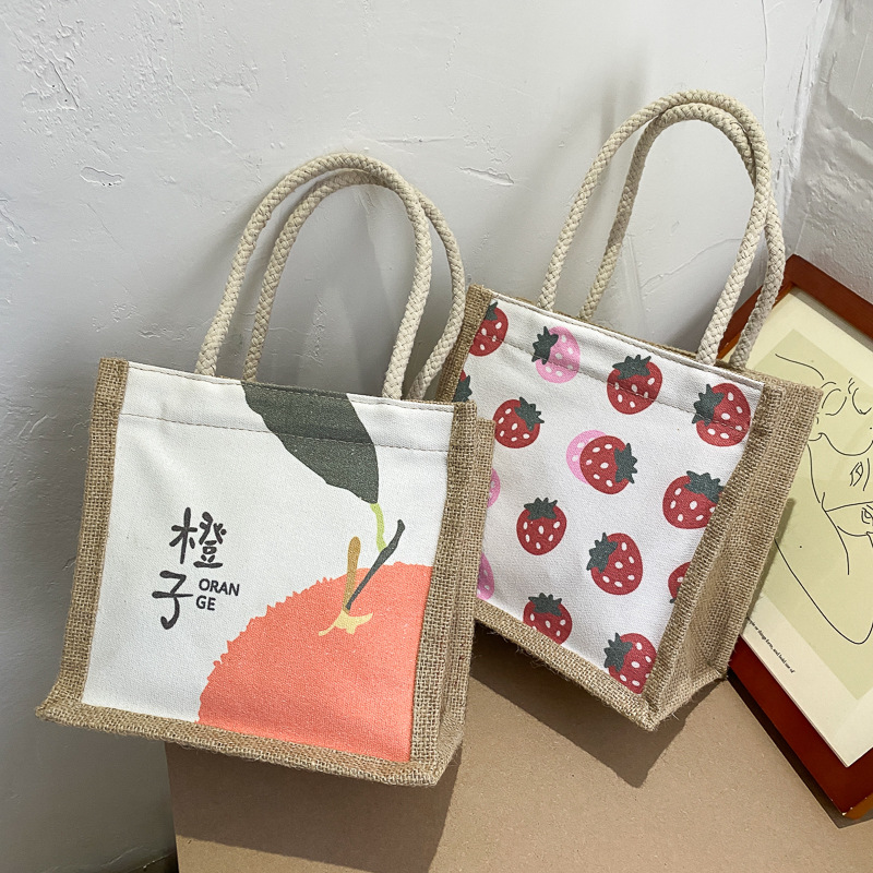 Canvas bag for women, ins Japanese-style personalized printed handbag, Harajuku ulzzang artistic and simple shopping bag, lunch box bag Application Scenario