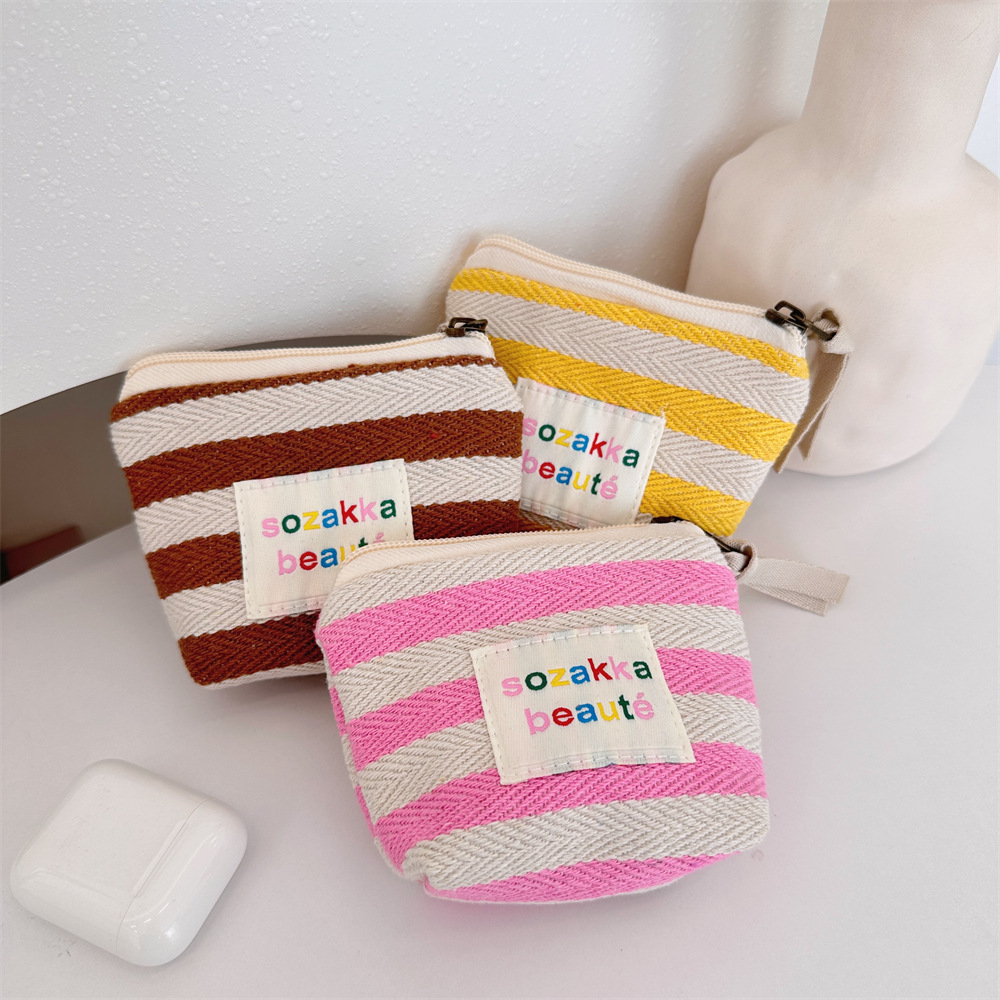 311202 ins Touchup Makeup Bag Lipstick Cushion Storage Bag Portable Small Makeup Bag Cute Coin Purse Specification drawing