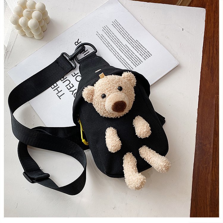 Popular Bear canvas bag 2025 New Style trendy single-shoulder crossbody bag Cartoon ins cute bag custom packaging Application Scenario
