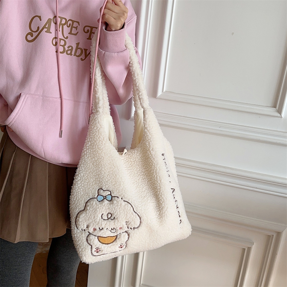 312201 Korean version ins Autumn/Winter Collection, fluffy single-shoulder bag, cute female dog embroidered large capacity tote bag Application Scenario