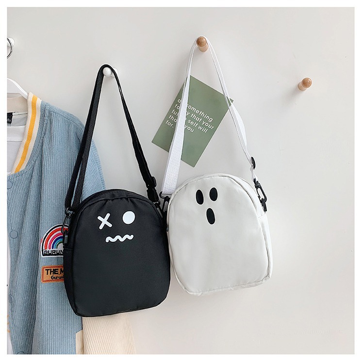 Cartoon crossbody bag 2024 New style ins Korean cute bag, Japanese girl versatile student single-shoulder bag wholesale Specification drawing