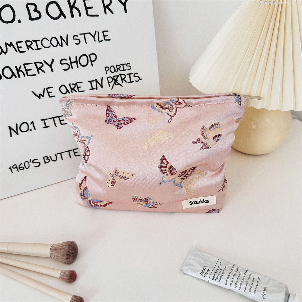 47211 Summer New Style Chinese jacquard butterfly single-shoulder bag, underarm bag, shopping artistic leather rope handbag full figure