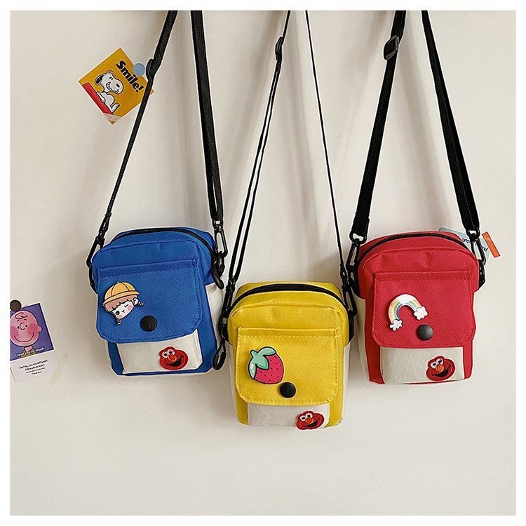 Sesame Street Crossbody Bag for Girls 2024 New style Canvas cartoon student small crossbody bag Fresh and sweet single-shoulder small bag for girls details Picture