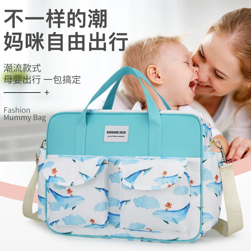 Cross-border exclusive baby products bag, fashionable single-shoulder bag for moms, versatile waterproof maternity bag, multi-functional mommy bag full figure