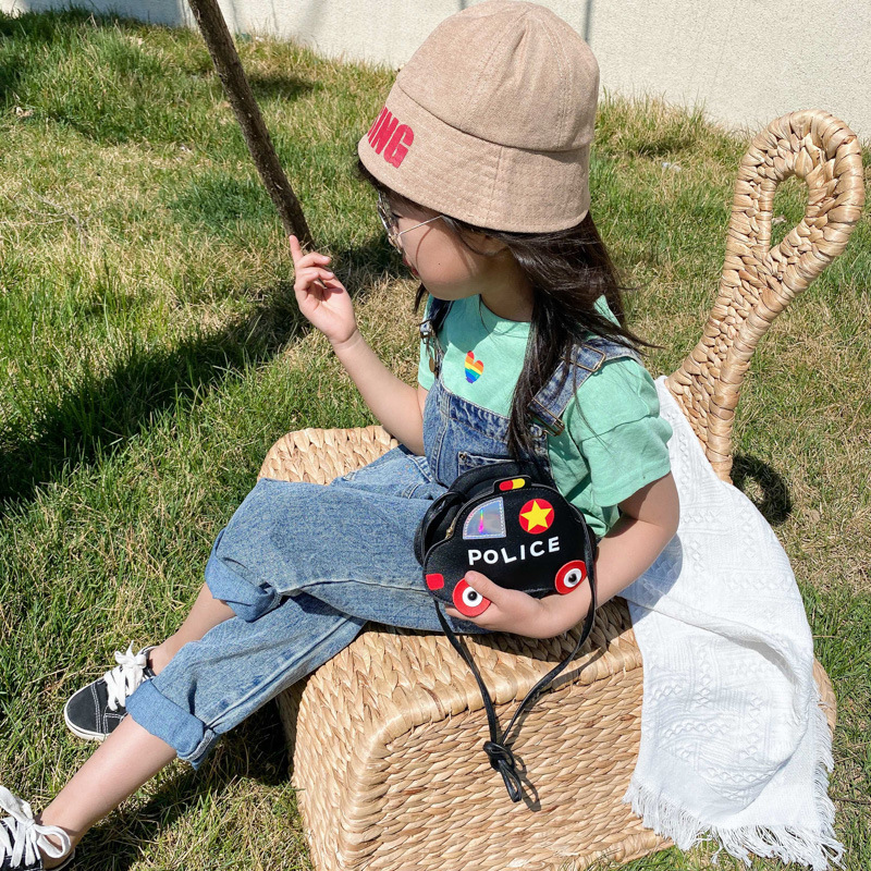 2020 New children's bag, car crossbody bag, cartoon boy and girl baby decoration, small change, cute and trendy bag for toddlers details Picture