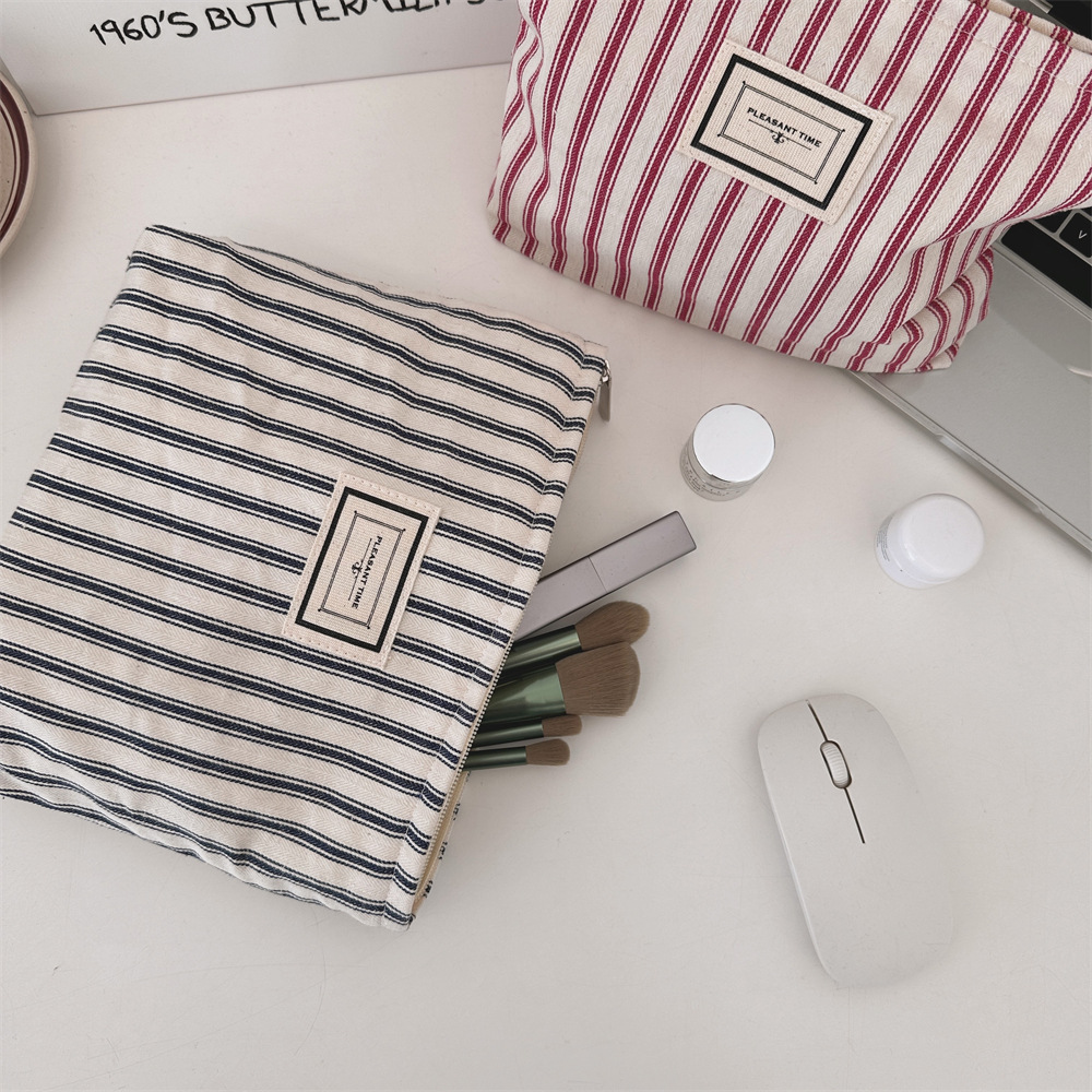 311024 ins Early Autumn Retro striped makeup bag, Large Capacity Toiletry bag, Travel Portable Cosmetics Storage bag details Picture