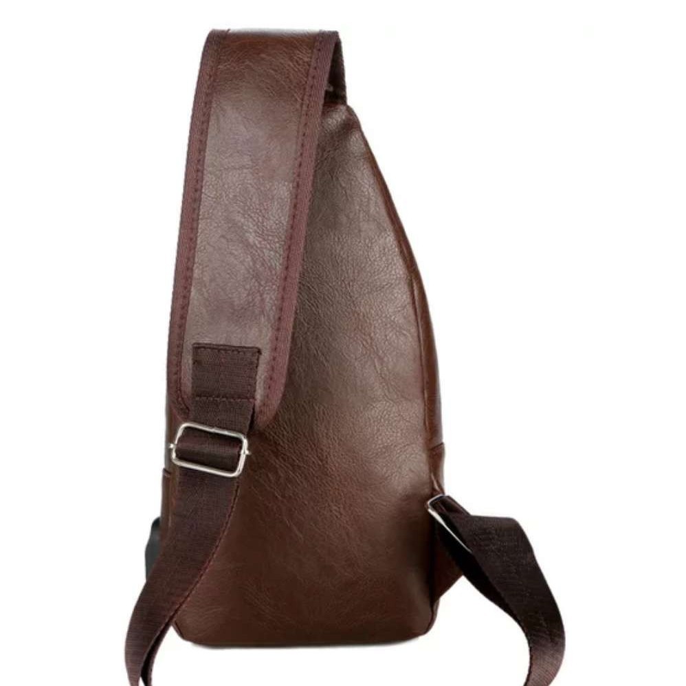 New cross-border casual men's single-shoulder bag, outdoor sports usb charging chest bag, men's pu business crossbody bag Application Scenario