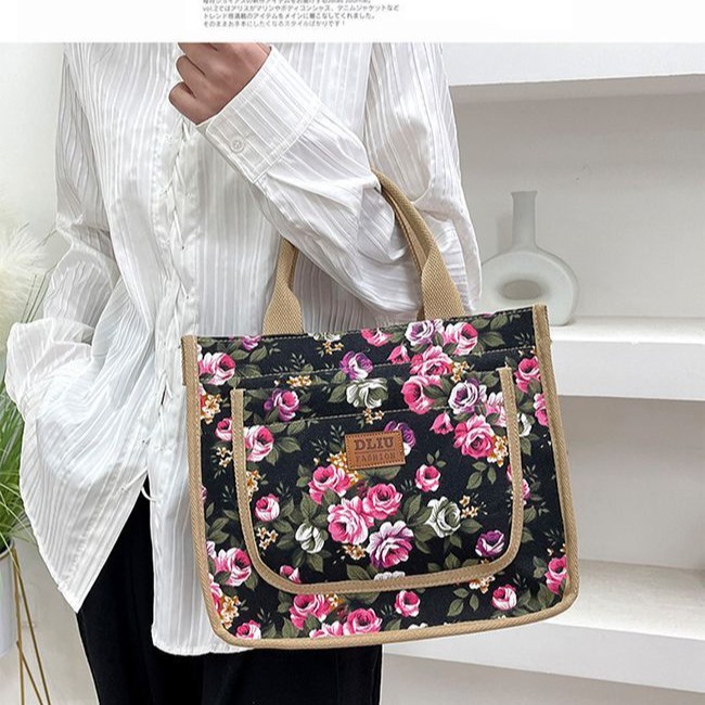 The new thickened canvas handbag is suitable for carrying out by hand. It features an aluminum foil insulation layer and comes with a lunch box and lunch box Specification drawing