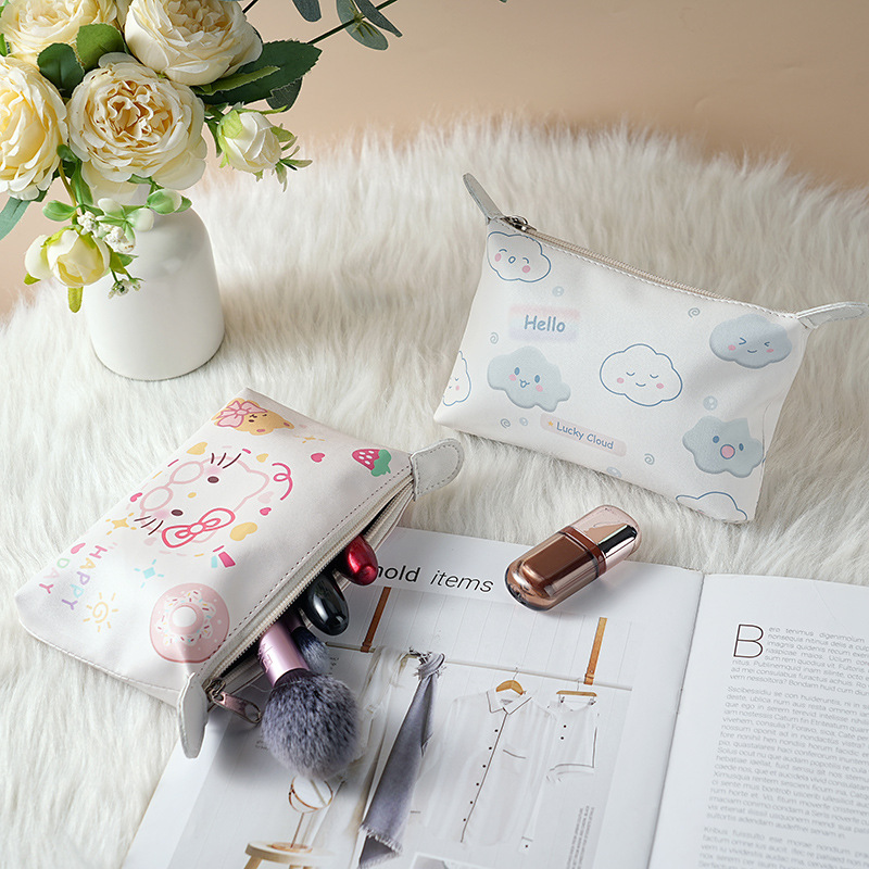 The new Japanese-style wallet for women features a large-capacity ins canvas cartoon coin purse with a fresh and clean storage style and multiple functions Specification drawing