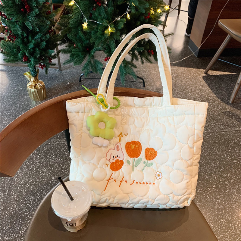112291 Fresh and delicate quilted embroidered tote bag, a canvas bag for female students' classes, a simple and artistic shopping bag Specification drawing