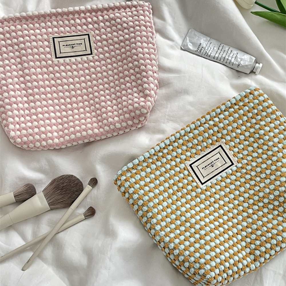 4654 ins simple and fresh color makeup bag, large-capacity portable toiletry bag, inner liner, skin care product storage details Picture
