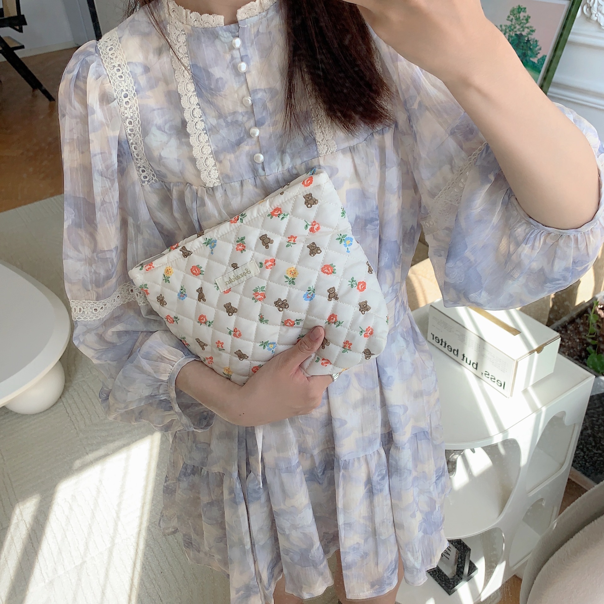 3611 Korean cartoon flower bear quilted inner liner clutch, portable large-capacity storage bag, makeup bag for women full figure