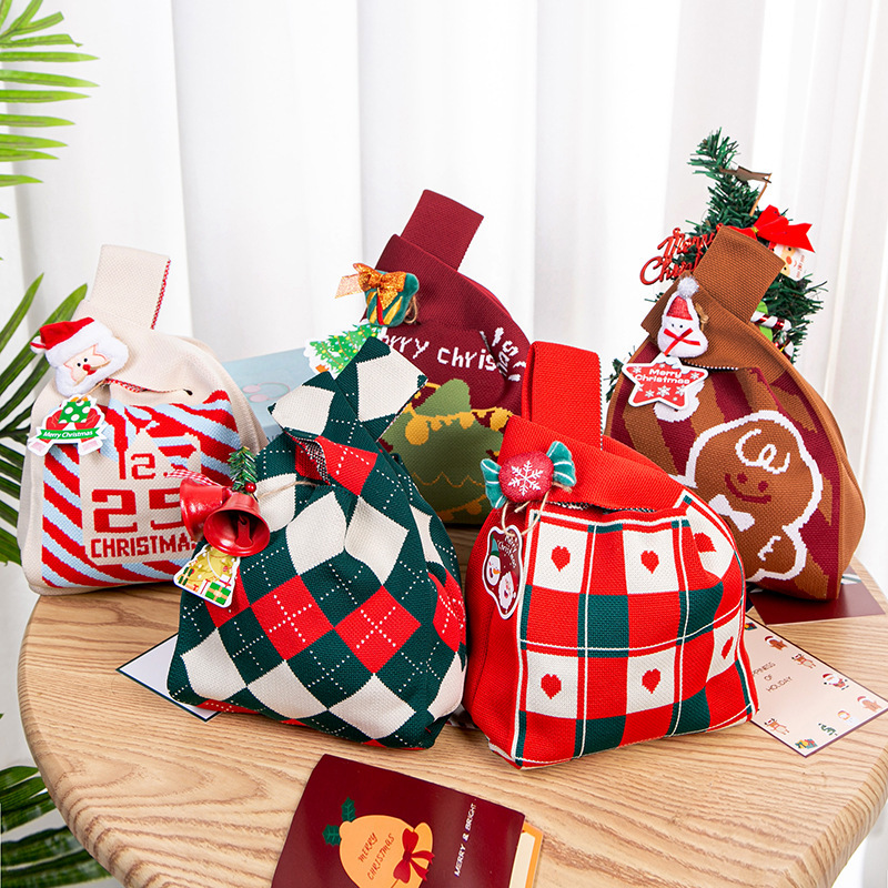 Christmas gift bags, apple bags, Christmas handbags, gift bags, candy bags, Christmas Eve children's gifts, knitted bags full figure