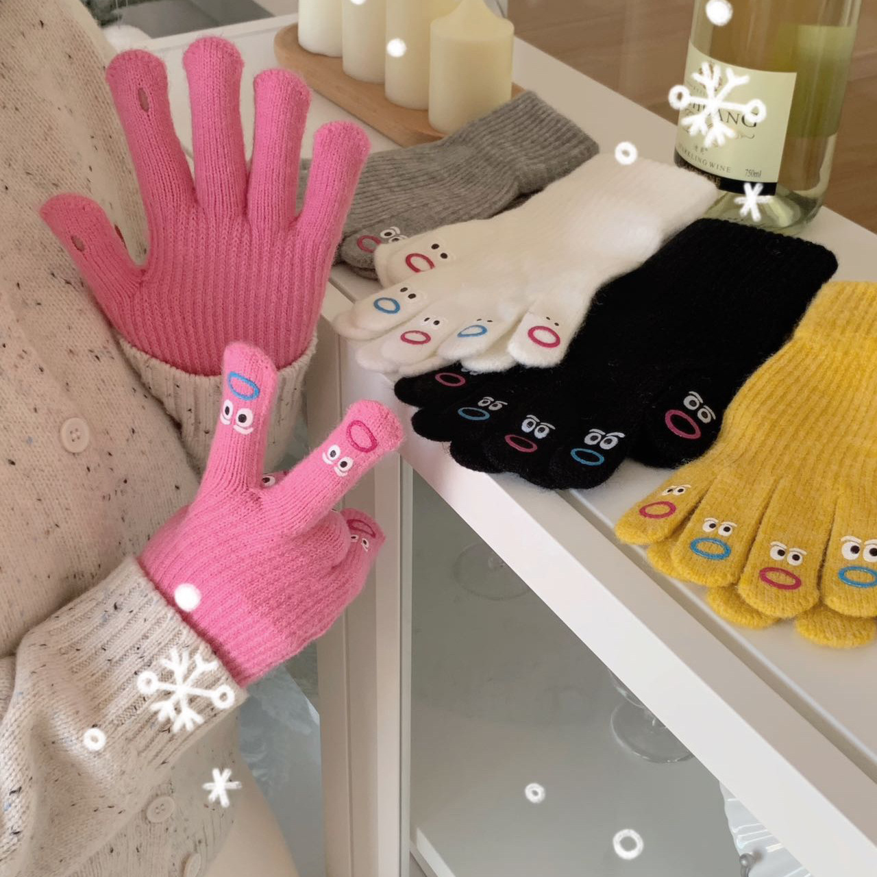 Creative Mouth Monster five-fingered gloves, Korean version cute winter woolen thickened warm knitted gloves, cycling touch screen full figure