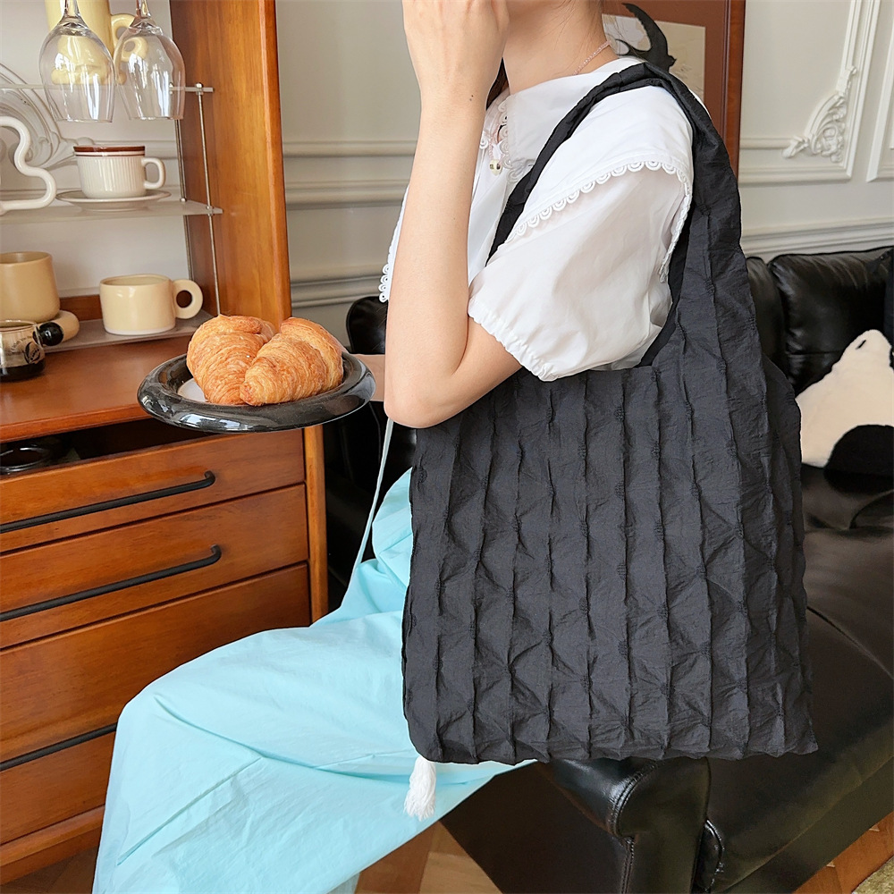 45151 Korean ins pleated bubble checkered single-shoulder tote bag, women's work shopping bag, large capacity handbag Specification drawing