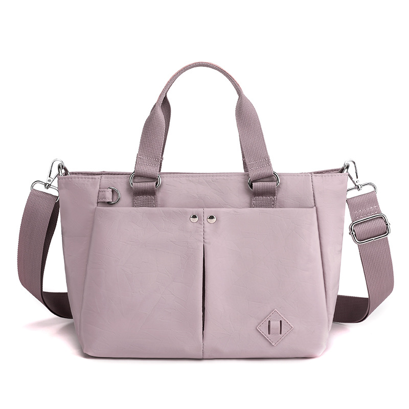 The 2025 new fashionable and trendy single-shoulder bag, multi-layer large-capacity crossbody bag, commuting water-resistant Korean version backpack Application Scenario