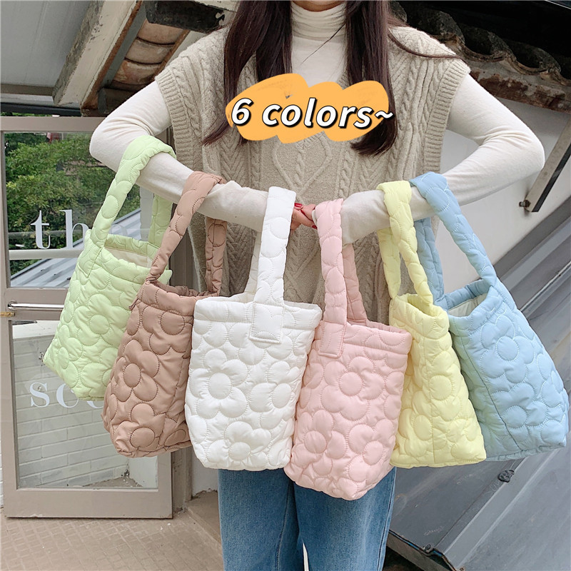 111261 Candy-colored ins Korean style sweet quilted flower bucket bag snacks Strolling, carrying a small bag, student girl full figure