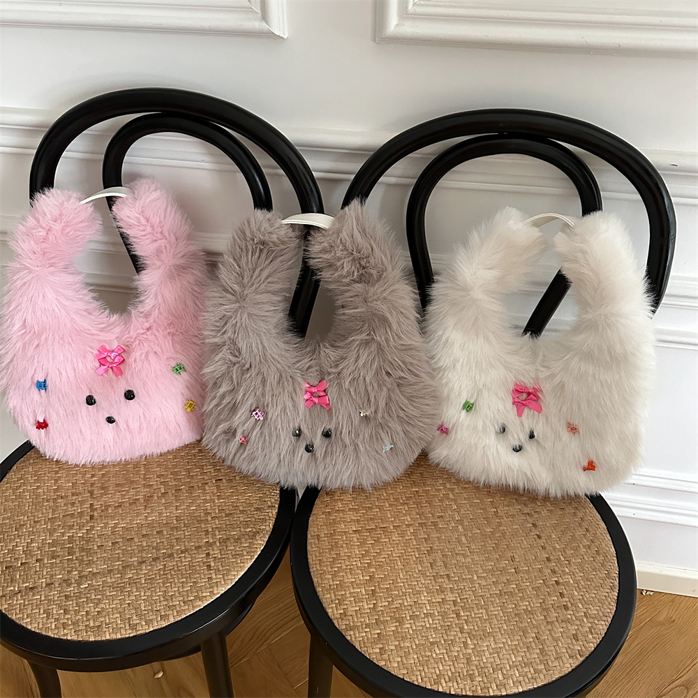 312221 Winter Instagram New fashionable and cute furry puppy handbag, student shopping tote bag Item Picture