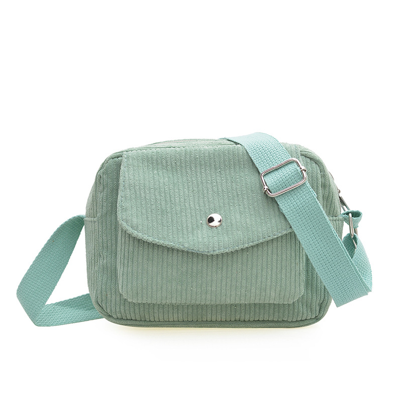 The 2025 new crossbody bag, single-shoulder bag, women's bag, simple and versatile, Korean-style trendy and fashionable small square bag full figure