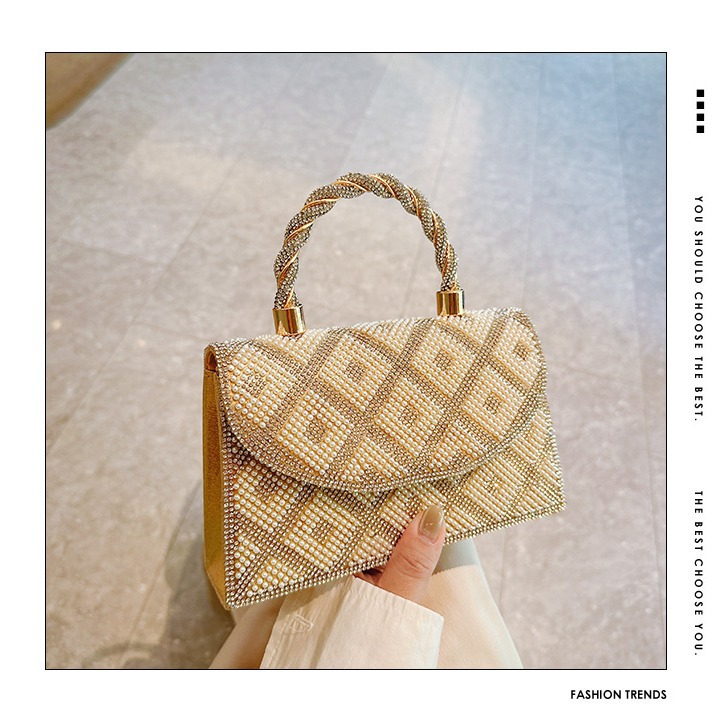 2025 New cross-border full-diamond pearl chain small square bag, women's crossbody bag, handbag, dinner bag full figure